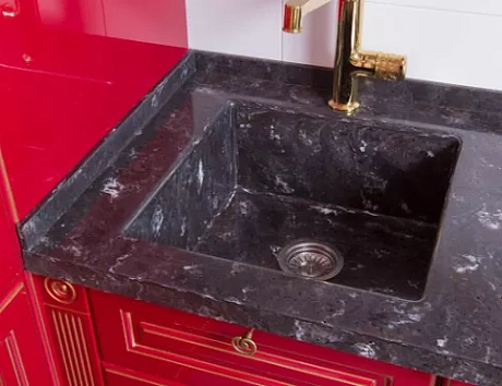 Глянцевая кухня в Череповце