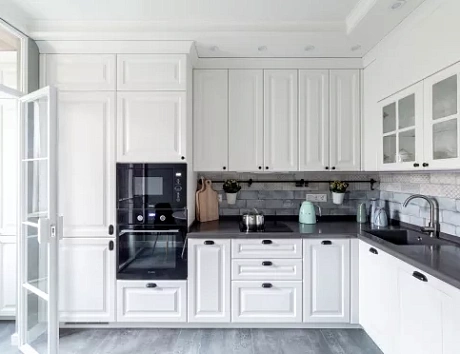 Белая кухня в Липецке