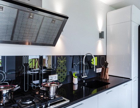 Черная кухня в Новосибирске