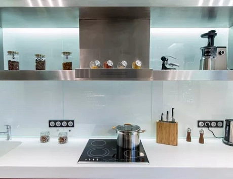 Глянцевая кухня в Ростове-на-Дону