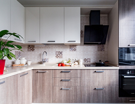 Бежевая кухня в Твери